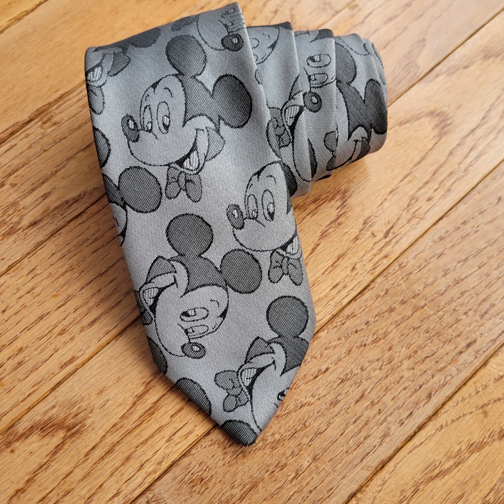 Mickey Mouse Tie design by Balancine Novelty Neck Tie Disney Gray Silver